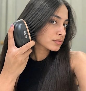 Customer photo review of Mini Portable Hair Straightener