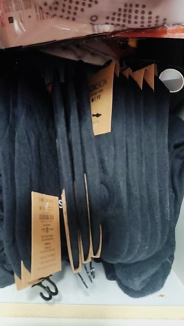 Customer photo review of [5 Pairs] No Show Cotton Socks