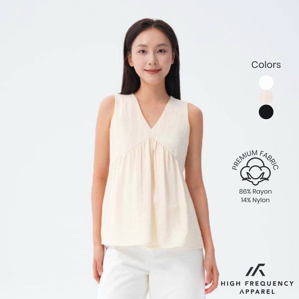 Customer photo review of V-Neck Textured Iron-Free Sleeveless Blouse