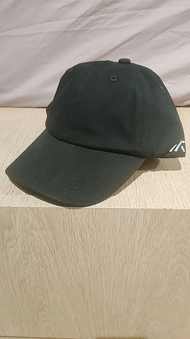 Customer photo review of Unisex Classic Chino Cotton Cap