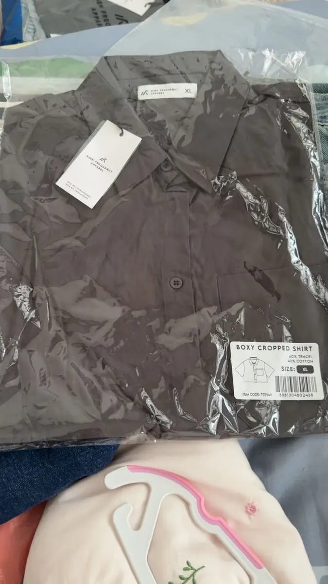 Customer photo review of Relaxed Fit Boxy Crop Shirt