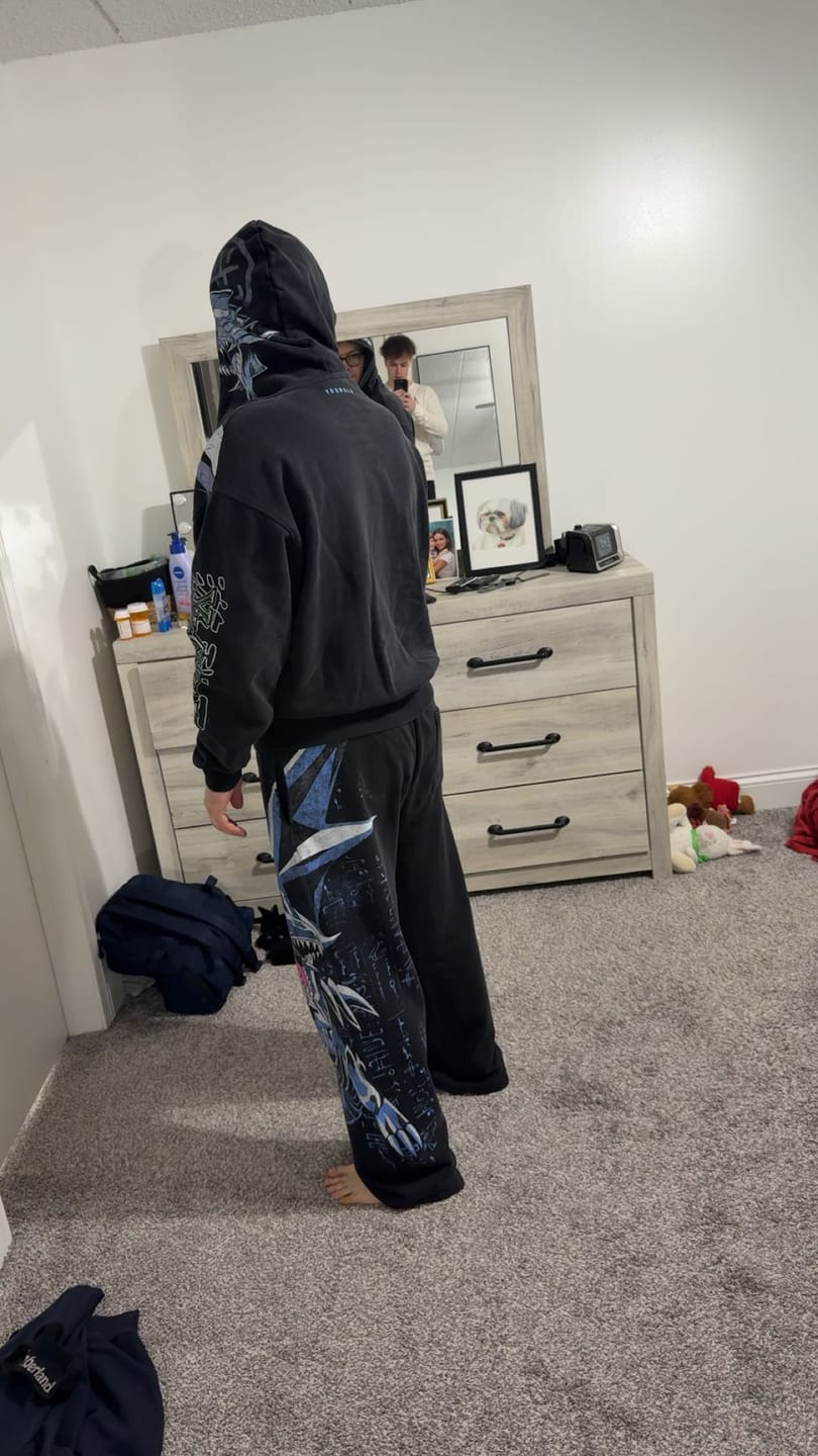 Customer photo review of 5008 - Yu-Gi-Oh!® Hoodies