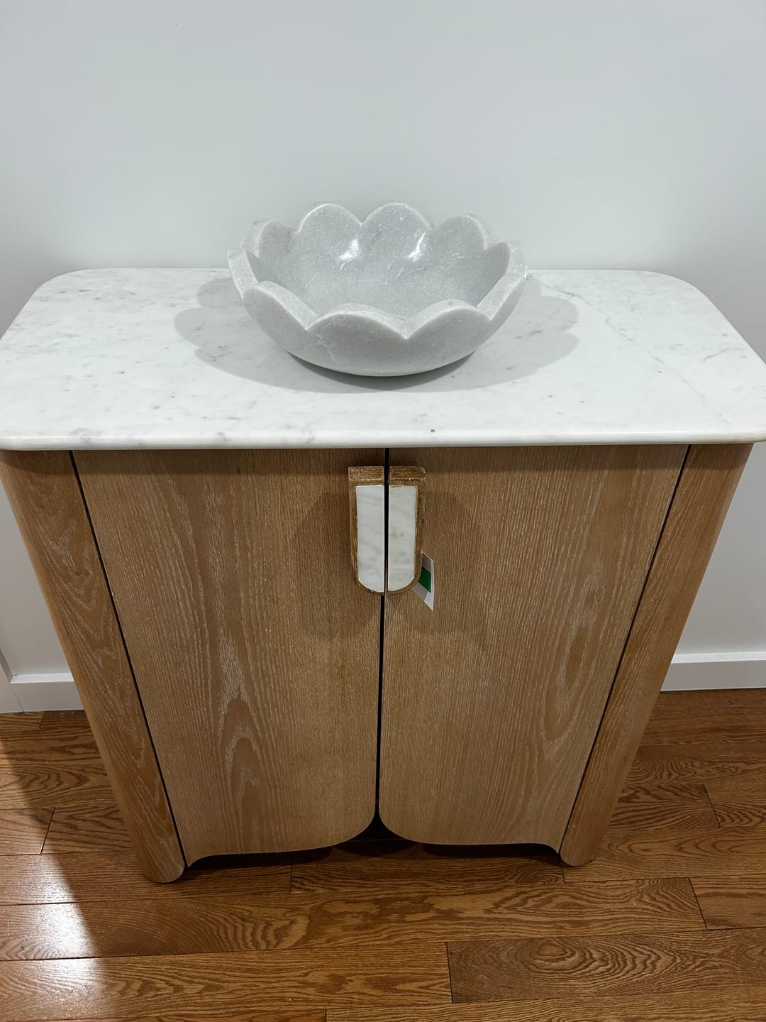 Customer photo review of The Daisy Marble Wash Basin