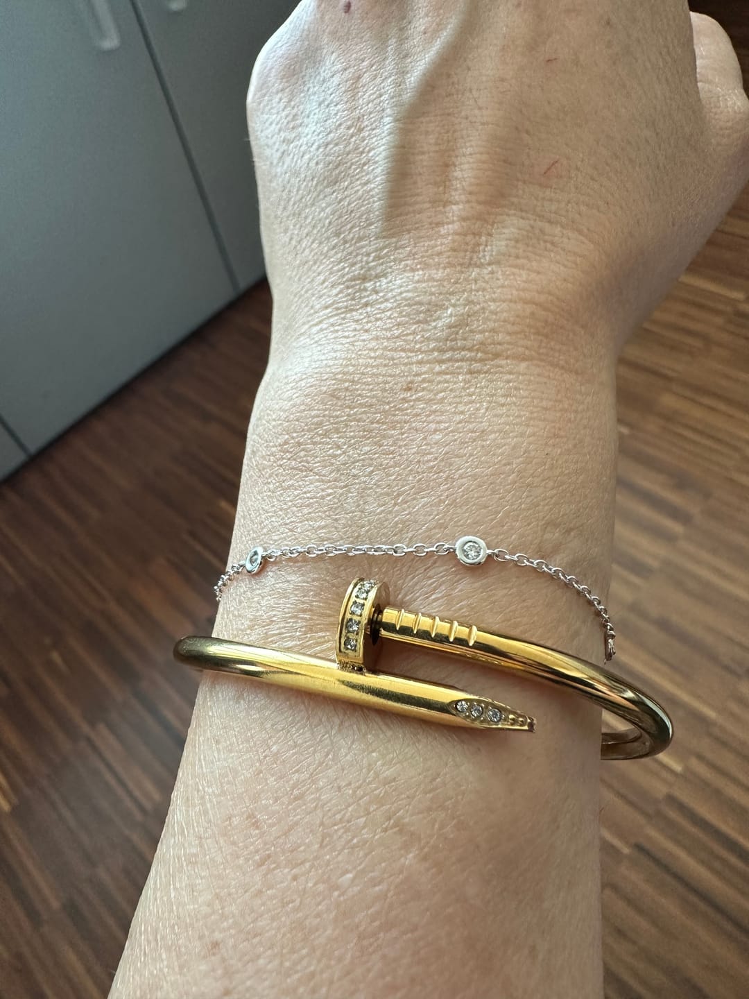 Customer photo review of Bracciale Chiodo con Zirconi – Oro Giallo o Oro Bianco
