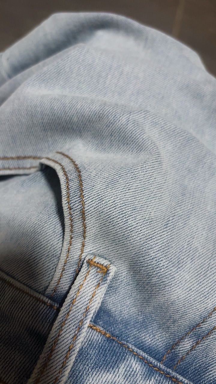 Customer photo review of High Waisted Ankle-Length Mom Denim Jeans