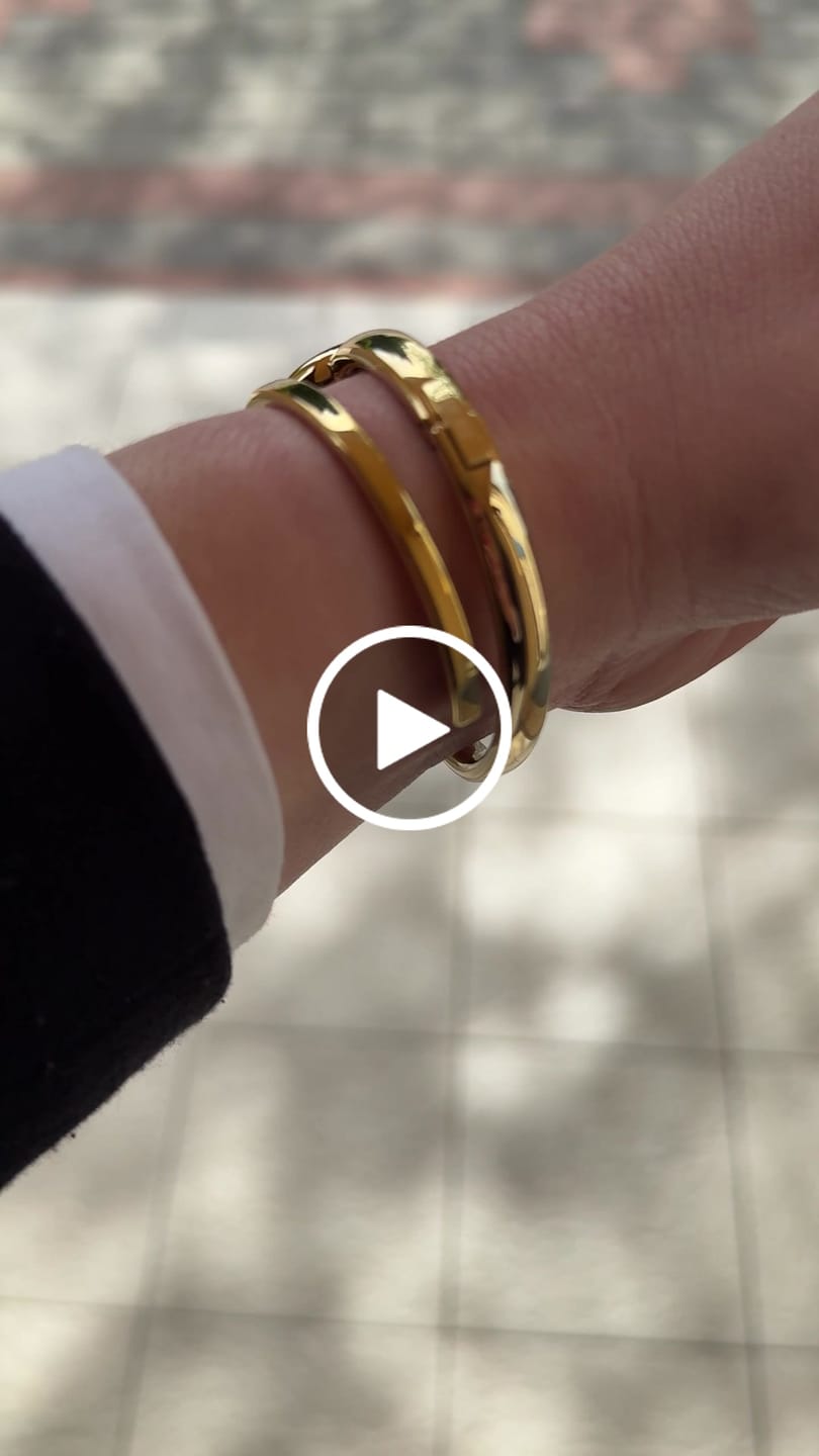 Customer video review of Diana Gold White