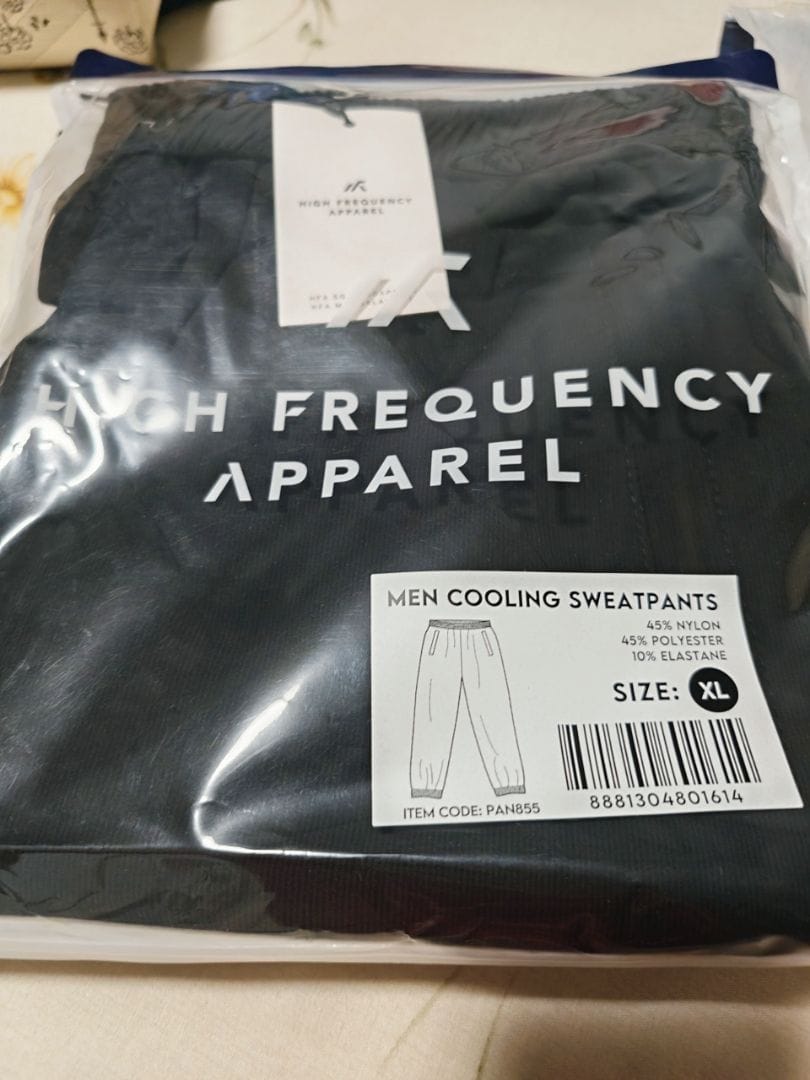 Customer photo review of Ultra Cooling Jogger Pants