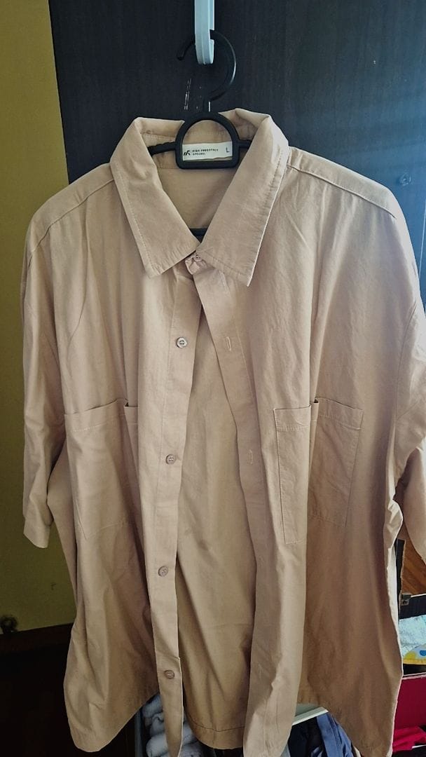 Customer photo review of Oversized Short Sleeve Shirt with Spring Clasp