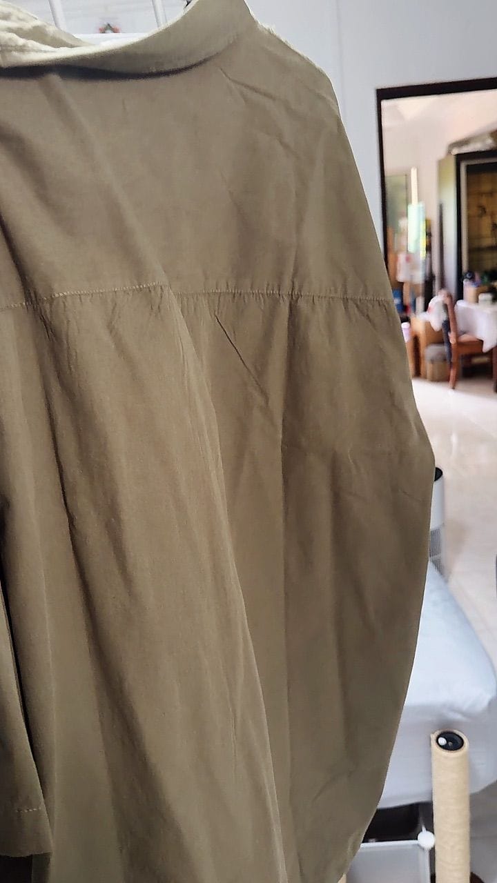 Customer photo review of Oversized Short Sleeve Shirt with Spring Clasp