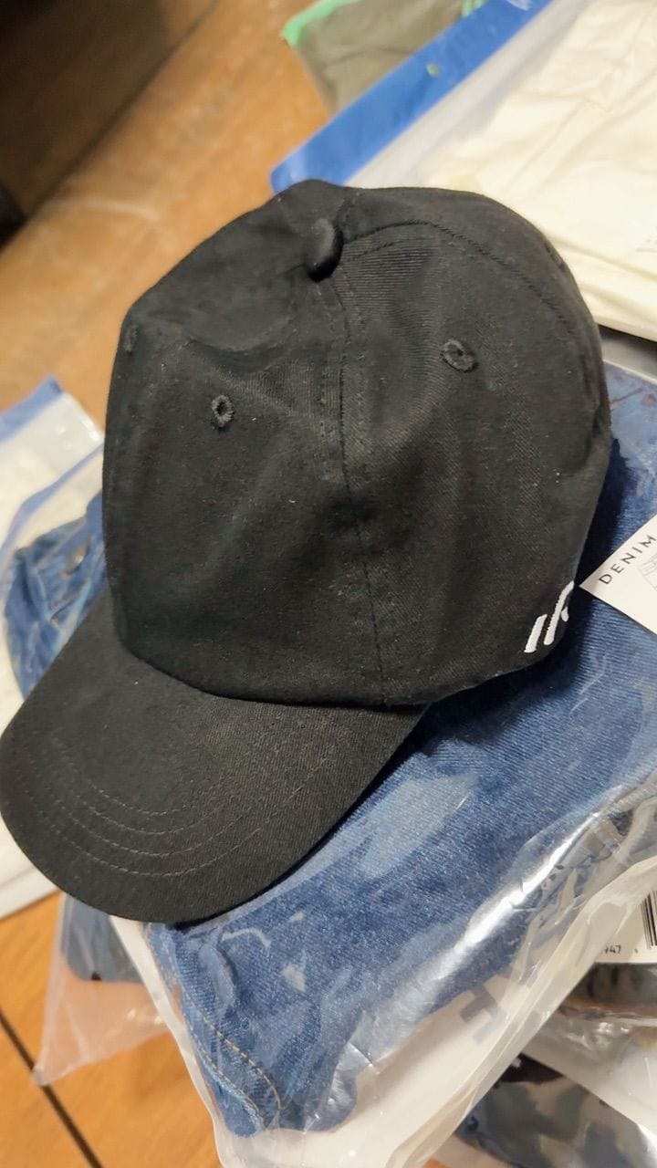 Customer photo review of Unisex Classic Chino Cotton Cap