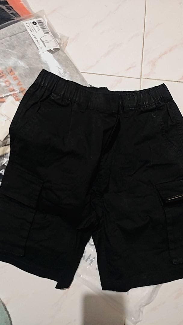 Customer photo review of Unisex Easy Cotton Sweat Shorts