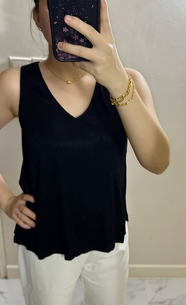 Customer photo review of Chiffon Sleeveless V-Neck Top