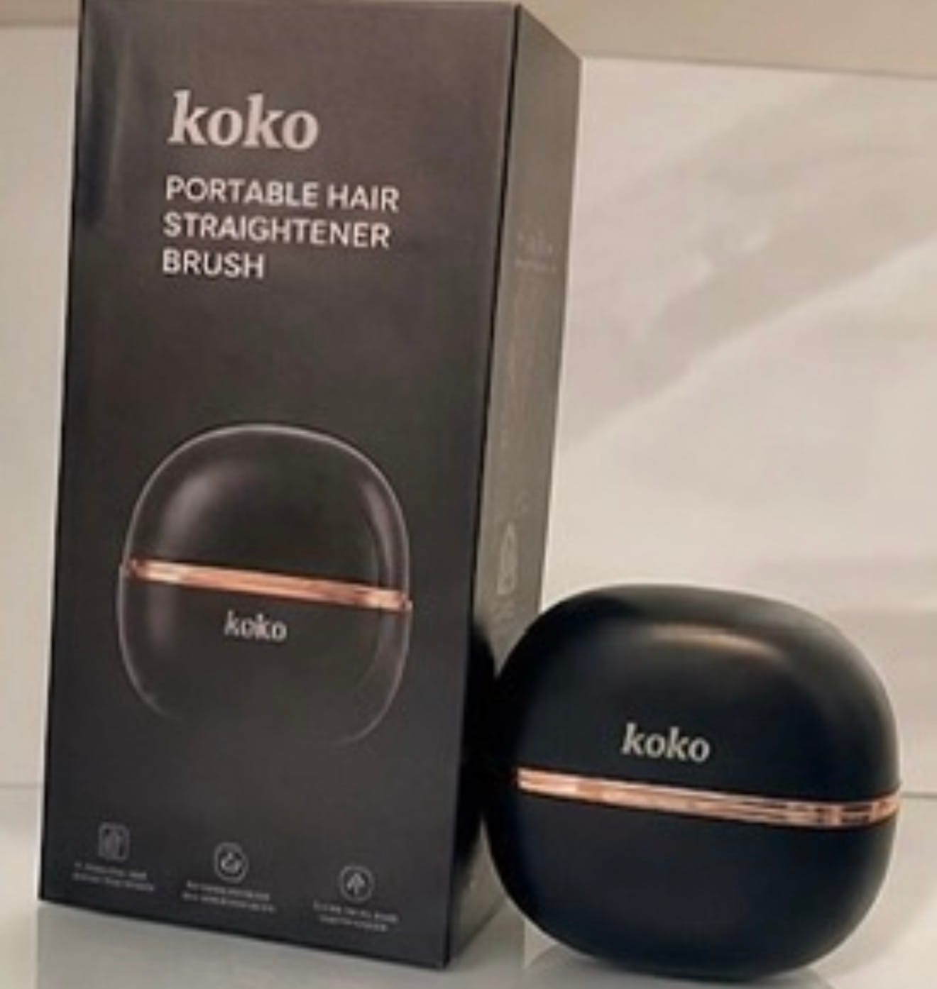 Customer photo review of Mini Portable Hair Straightener