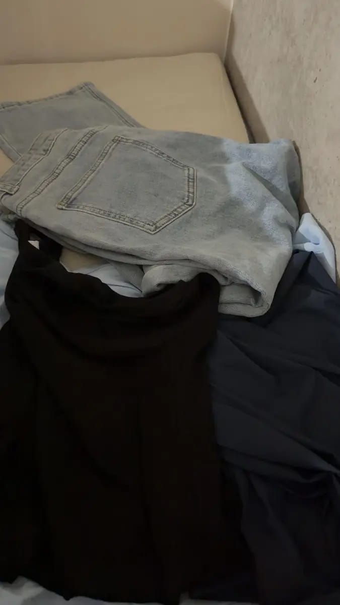 Customer photo review of Cropped Two-Way Zippered Hoodie