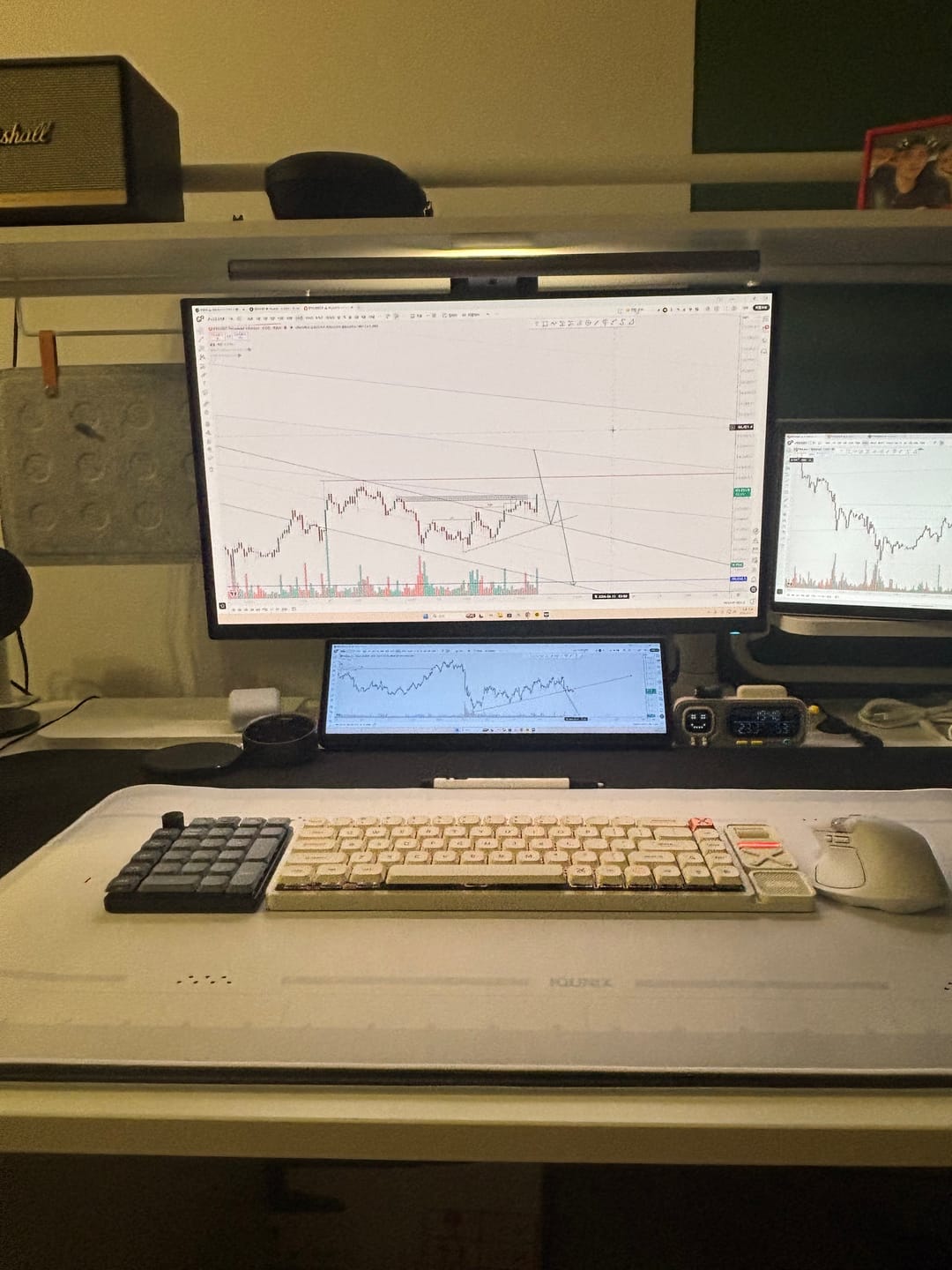 Customer photo review of IQUNIX Magi65 Aluminum Low Profile Mechanical Keyboard