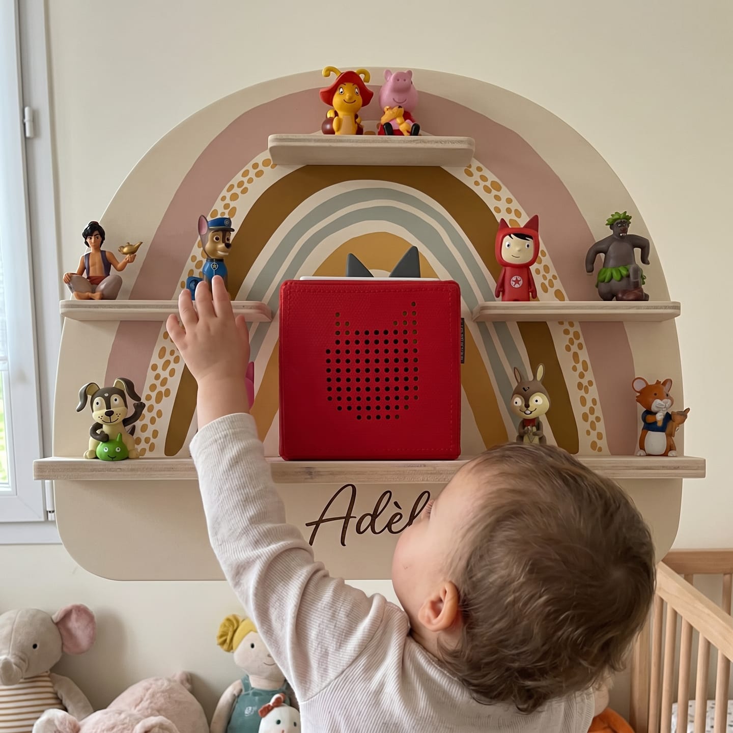 Customer photo review of Étagère pour Toniebox personnalisée – Arc-en-ciel 2