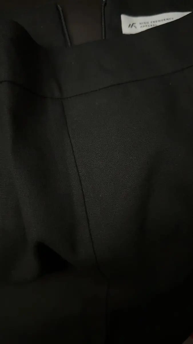 Customer photo review of Seamless Front Slit Skorts
