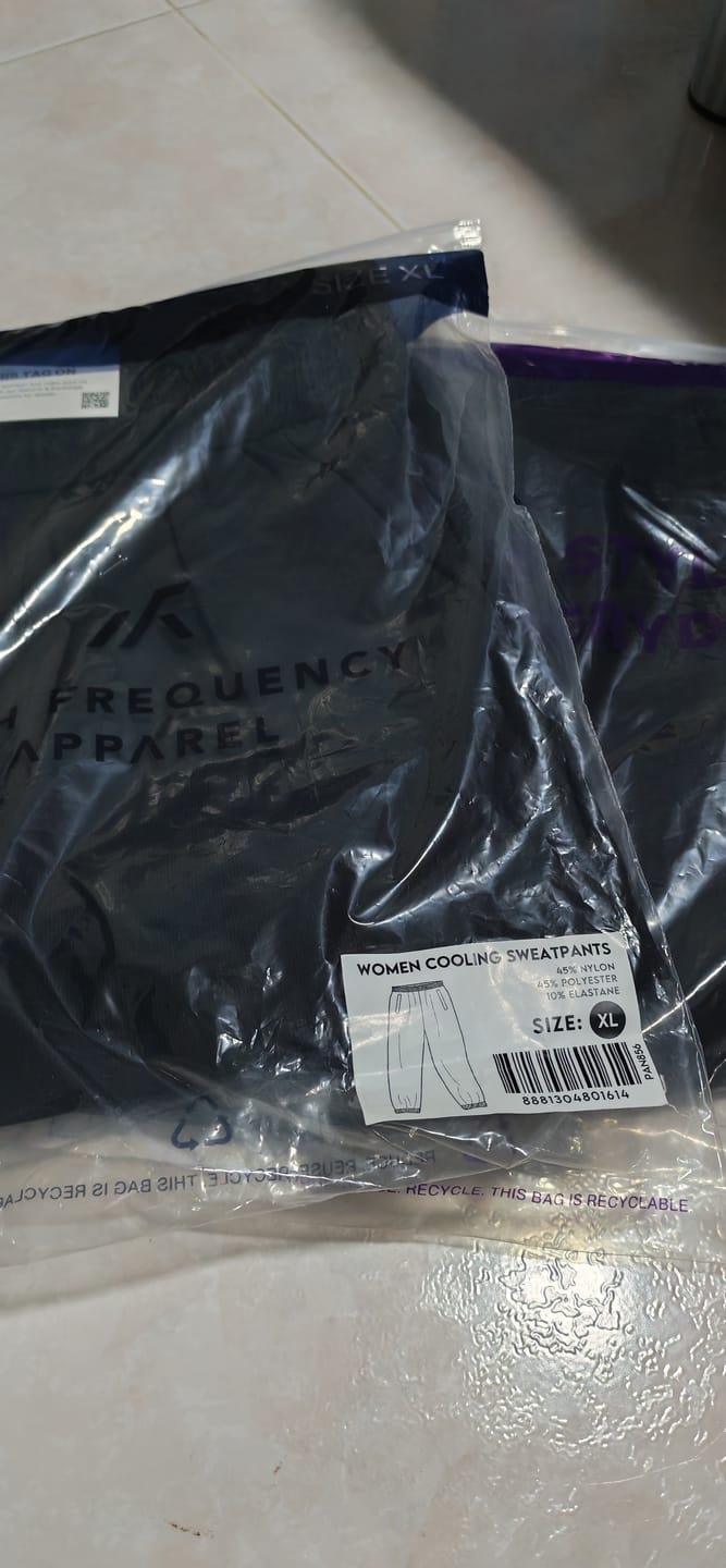 Customer photo review of Ultra Cooling Jogger Pants