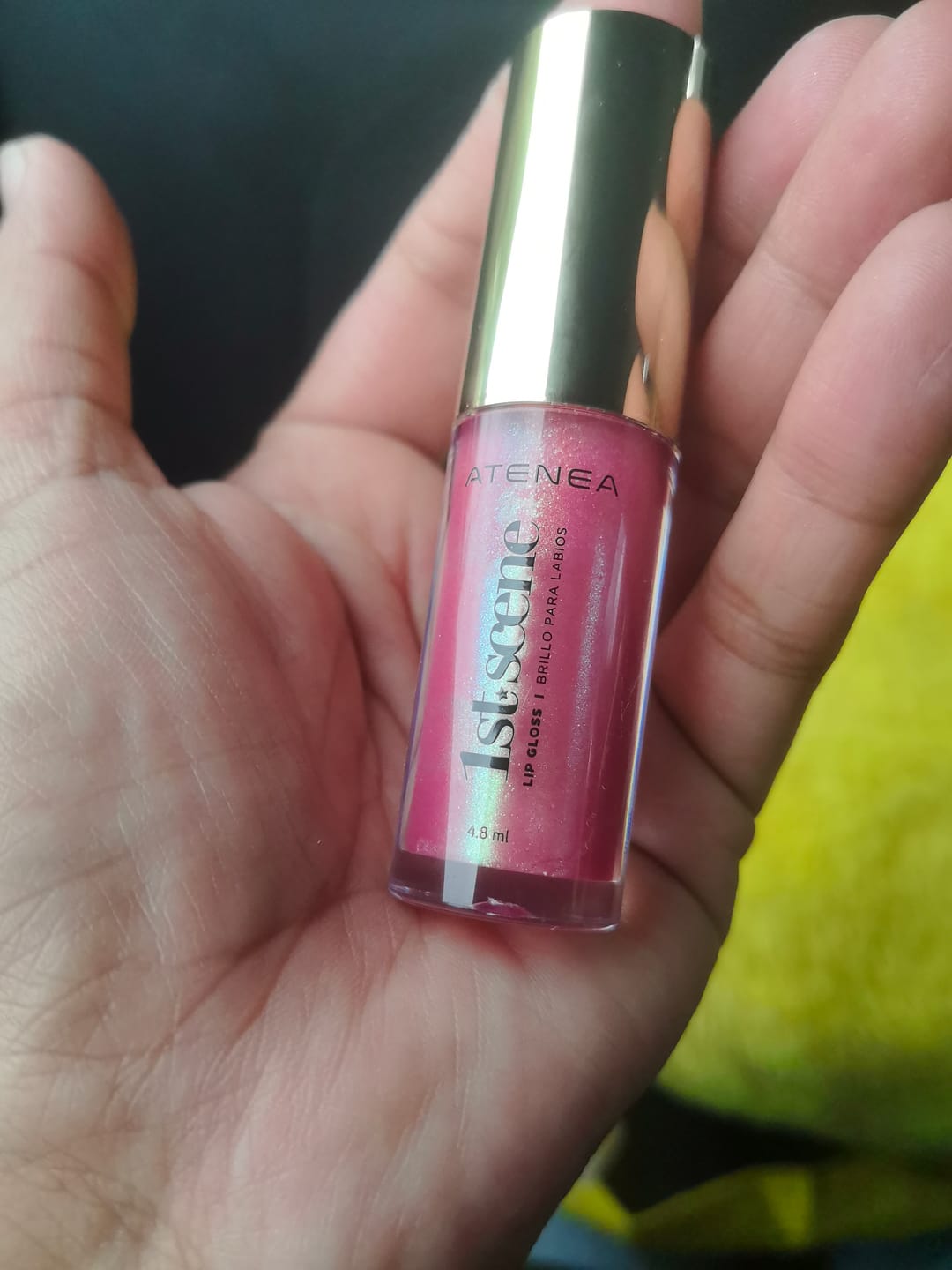 Customer photo review of LIP GLOSS  1ST SCENE