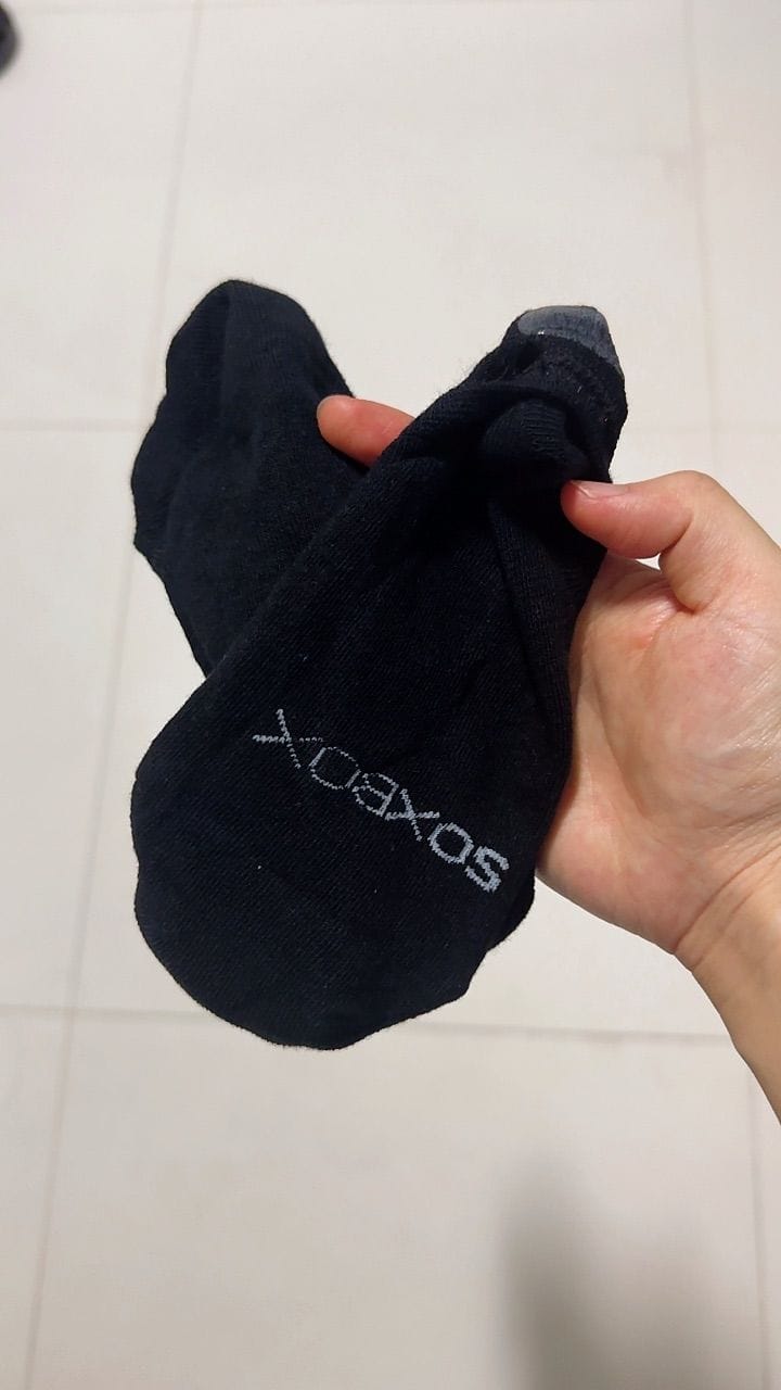 Customer photo review of [5 Pairs] No Show Cotton Socks
