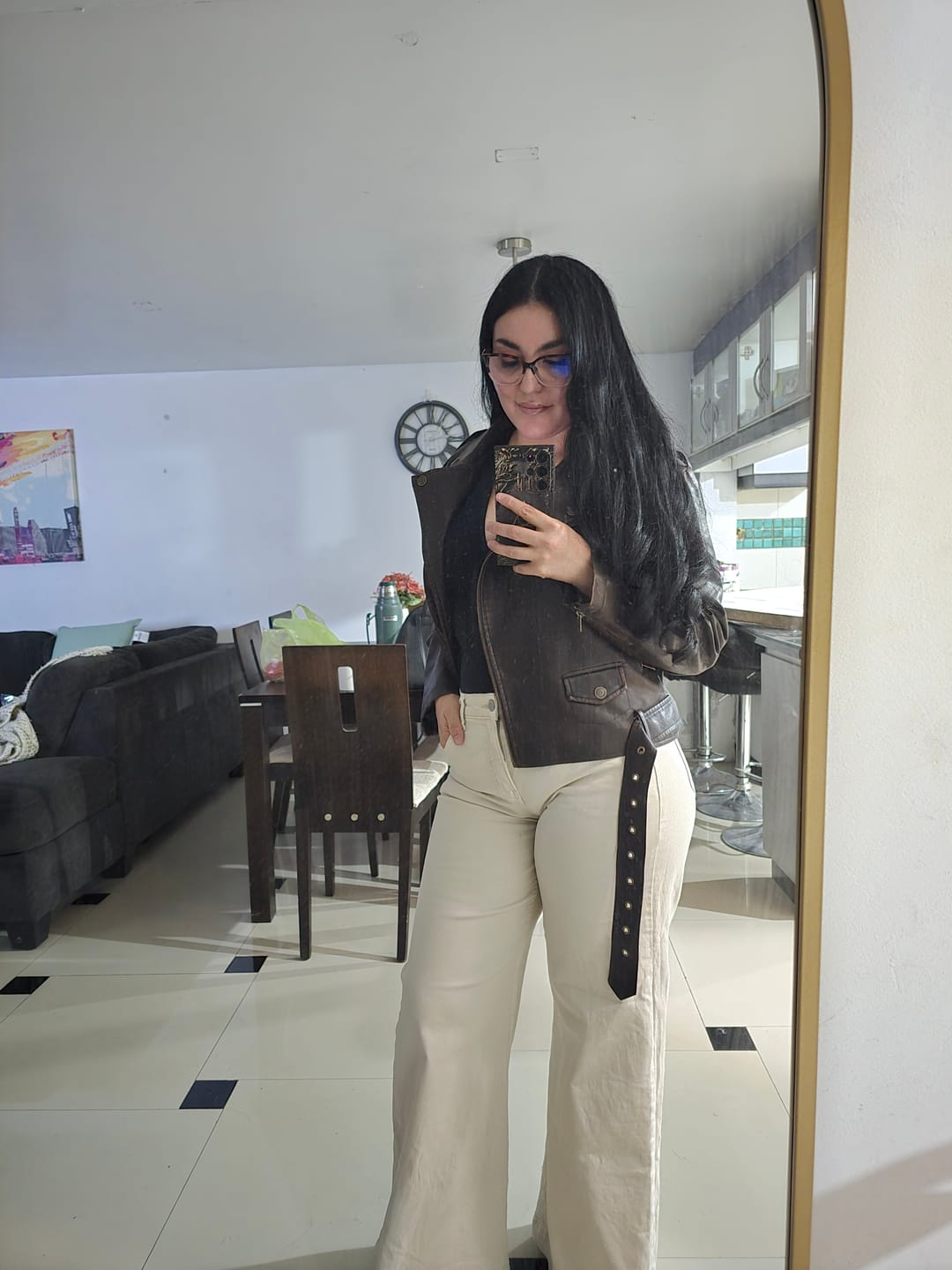 Customer photo review of Chaqueta Biker Brown