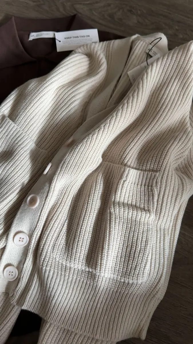 Customer photo review of Puffy Knitted Cardigan