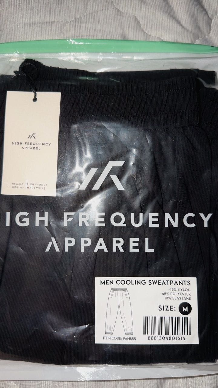 Customer photo review of Ultra Cooling Jogger Pants