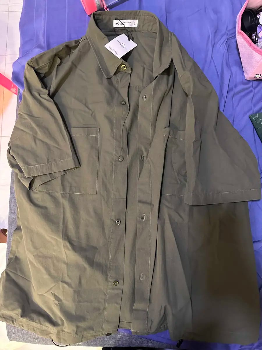 Customer photo review of Oversized Short Sleeve Shirt with Spring Clasp