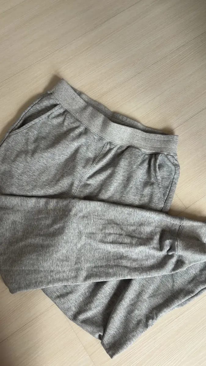 Customer photo review of Cotton Tapered Fit Ultra Soft Sweat Pants