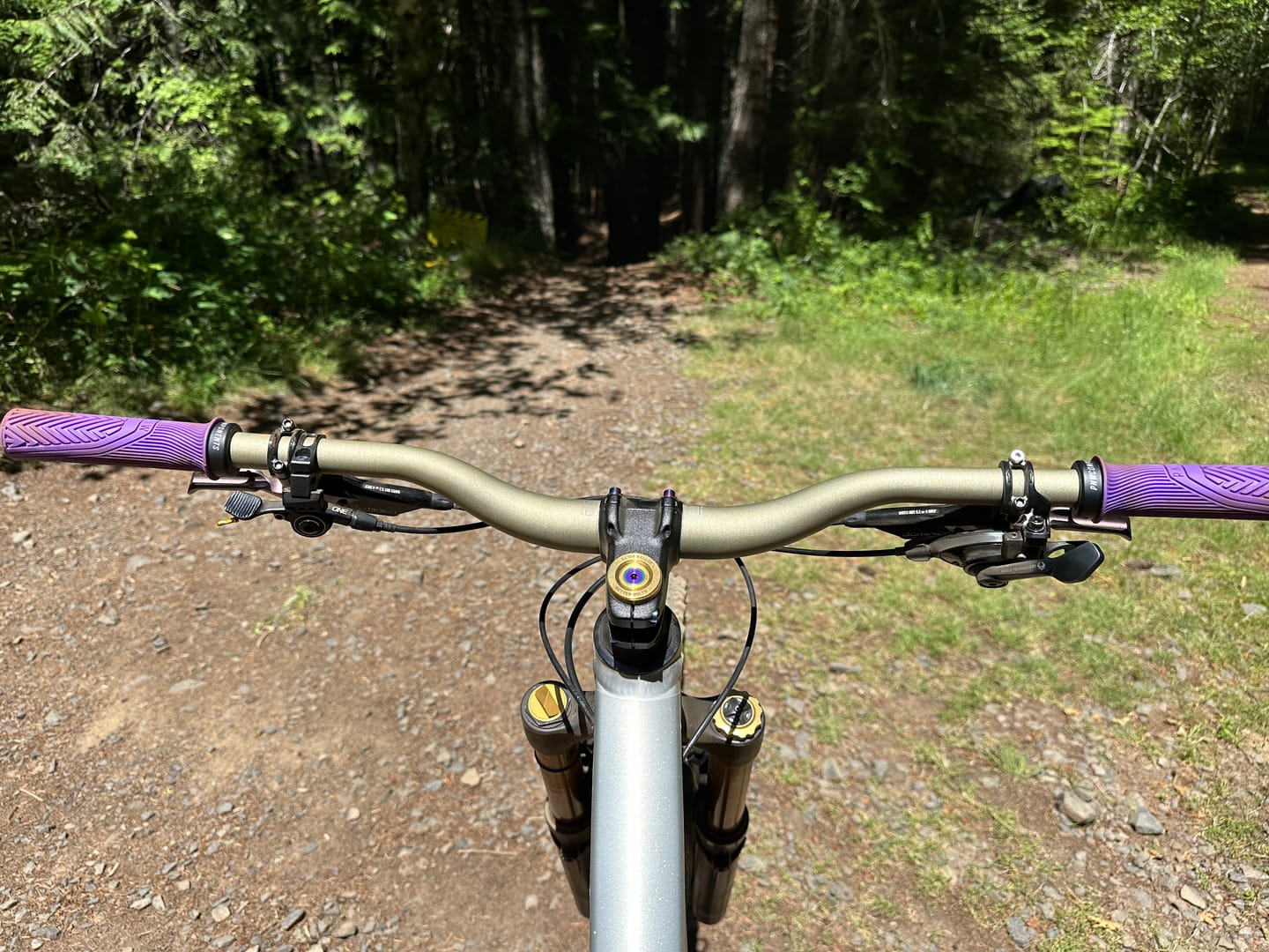 Customer photo review of Sparkle Shift Frame Keeper