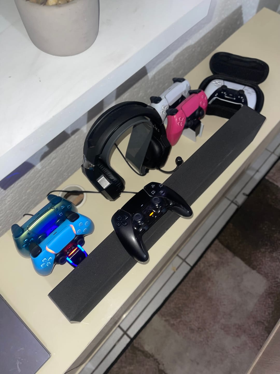 Customer photo review of PlayStation 5 (PS5) DualSense Wireless Controller - Starlight Blue