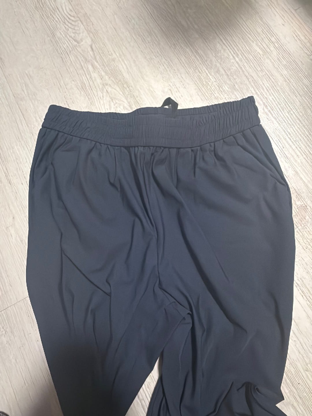 Customer photo review of Ultra Cooling Jogger Pants