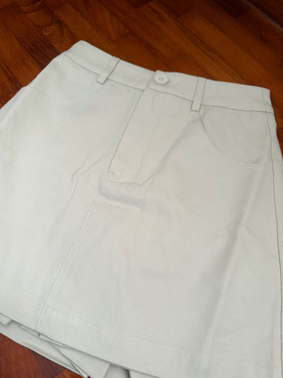 Customer photo review of Basic Cotton Pocket Skorts