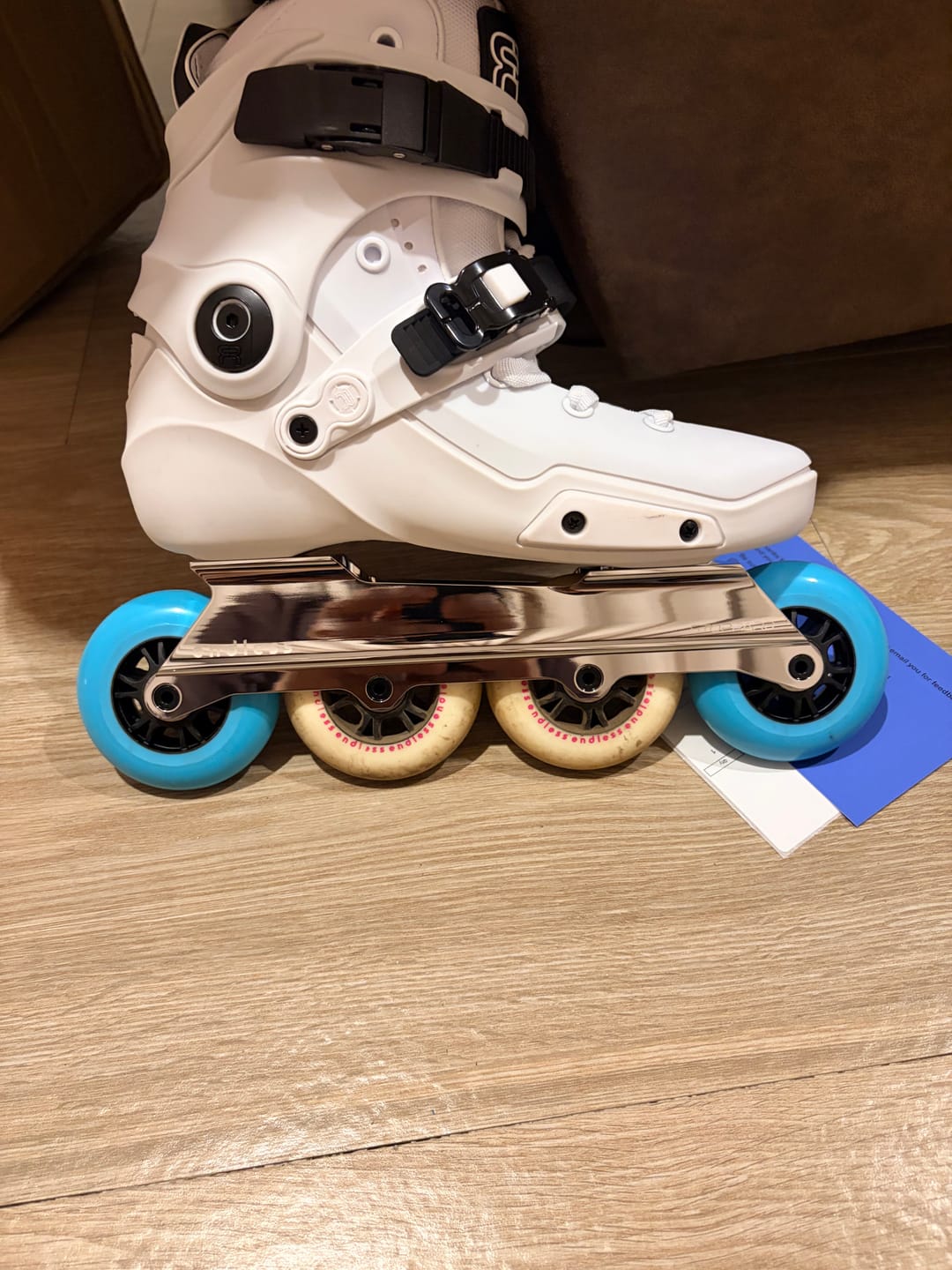 Customer photo review of FR Neo 2 80 White Skates
