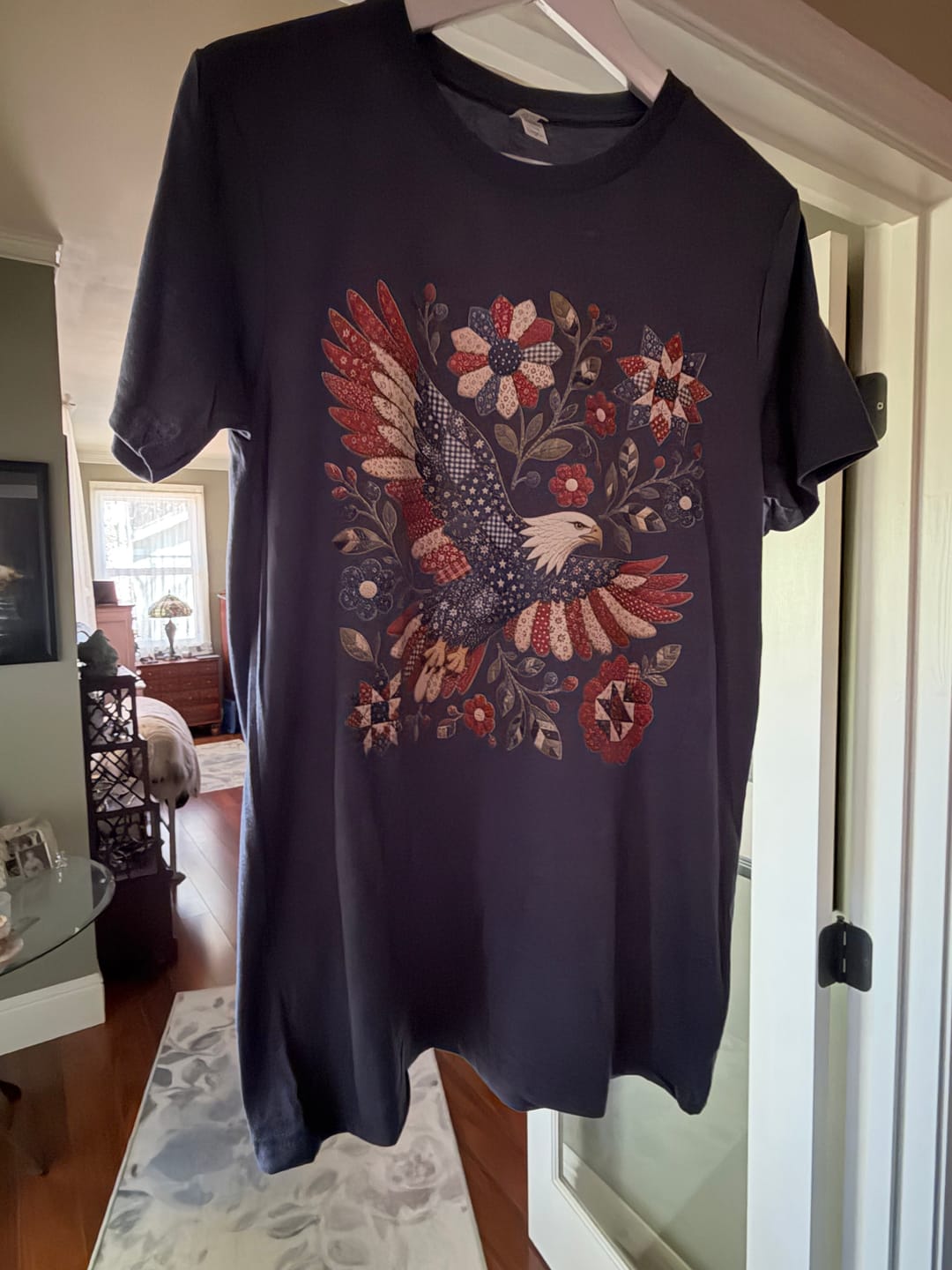 Customer photo review of American Eagle Appliqué T-shirt