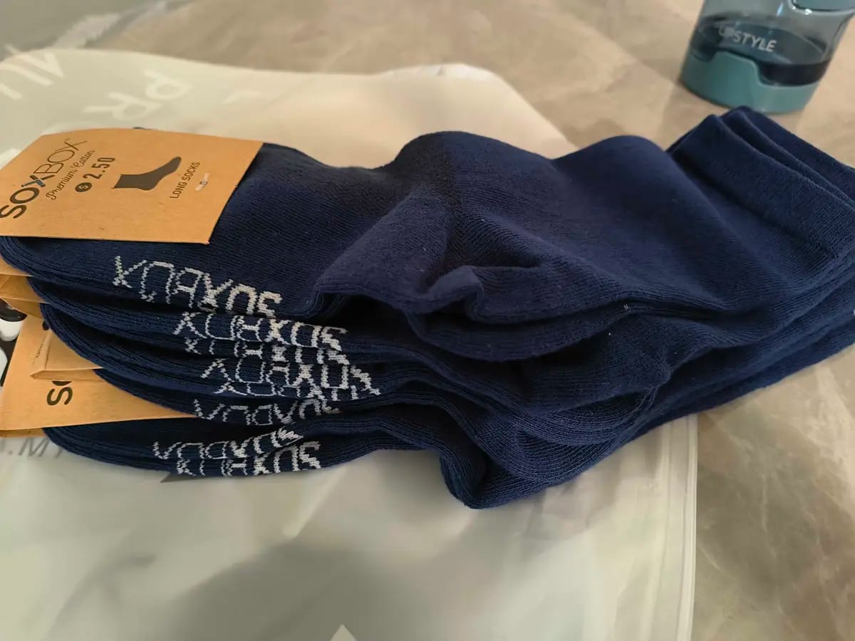 Customer photo review of [5 Pairs] Long Cotton Socks