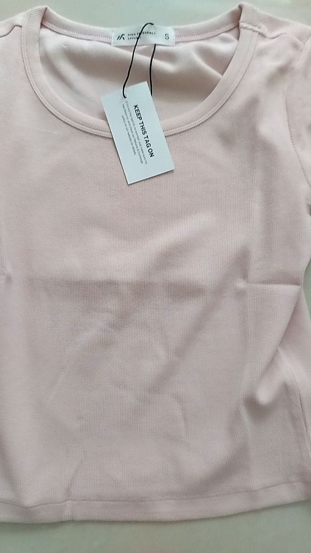 Customer photo review of Wide Neck Half Sleeve Ribbed Tee – Stretch Fit Essentials