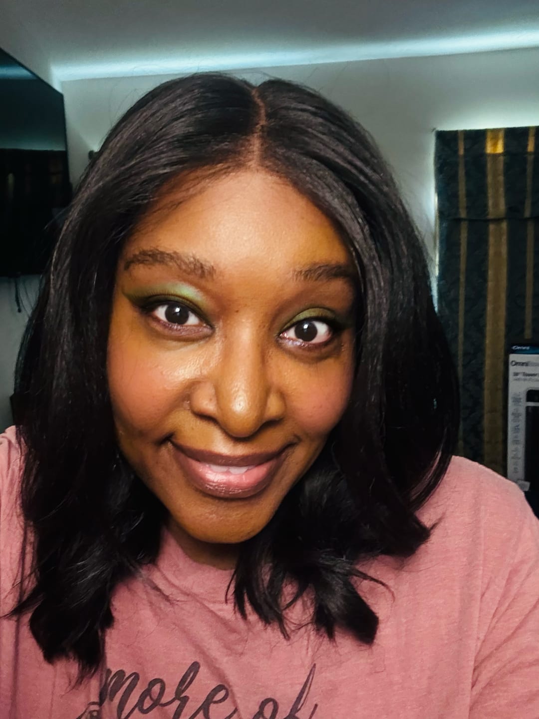 Customer photo review of Chade Magic Lace Heart Hairline Glueless Y-Part HD Lace Front Wig - MHH05