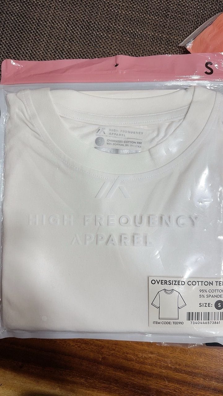 Customer photo review of Unisex Oversized Stretch Cotton Crew Neck T-Shirt