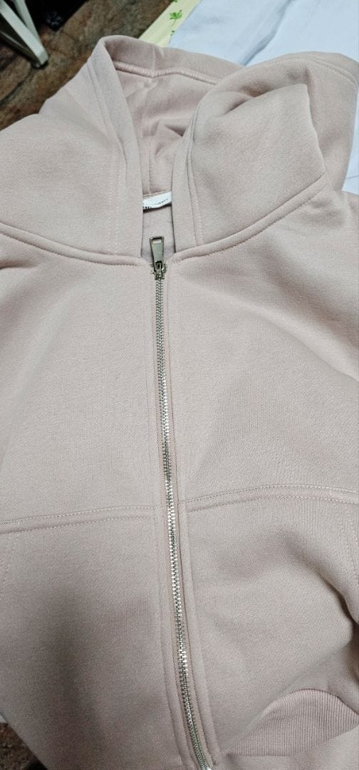 Customer photo review of Cropped Two-Way Zippered Hoodie