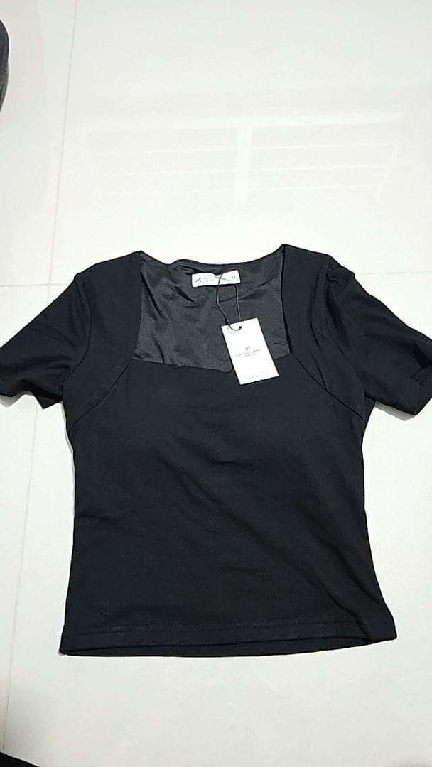 Customer photo review of Square Neck Padded Top