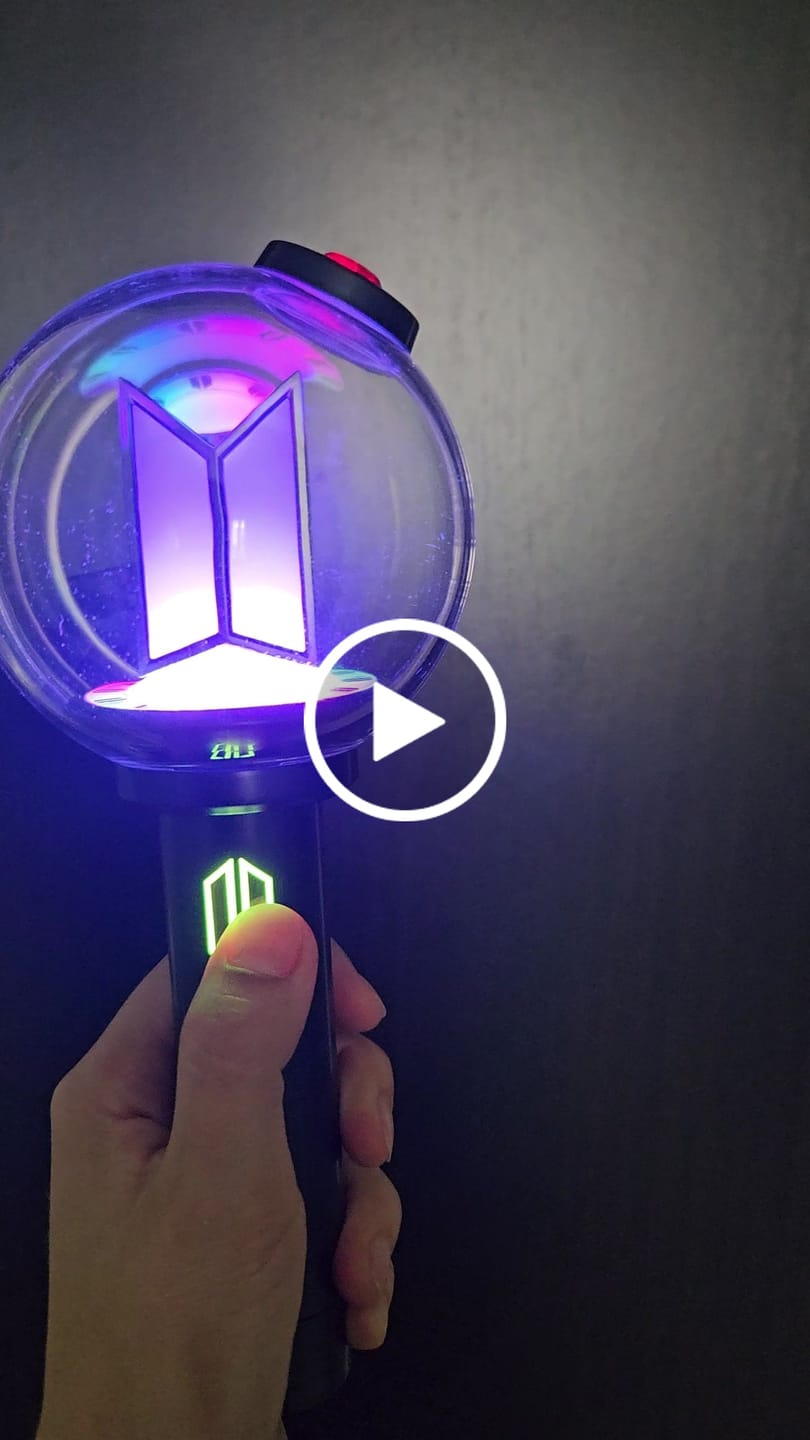 Customer video review of BTS BLUETOOTH LIGHT STICK VER.4
