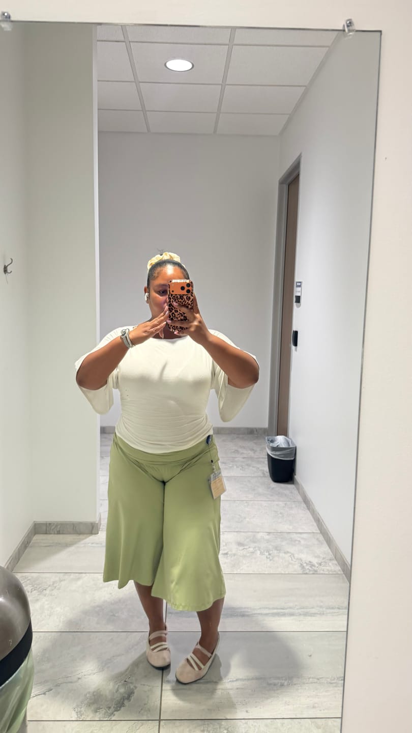 Customer photo review of SMOOTH GAUCHOS