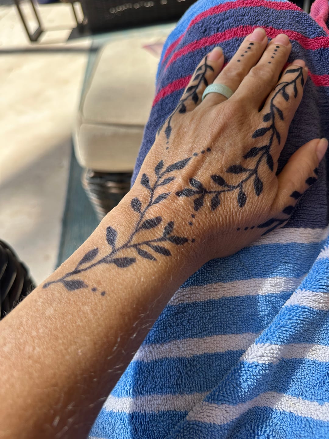 Customer photo review of 1 oz. Bottle of Fresh Jagua tattoo Gel
