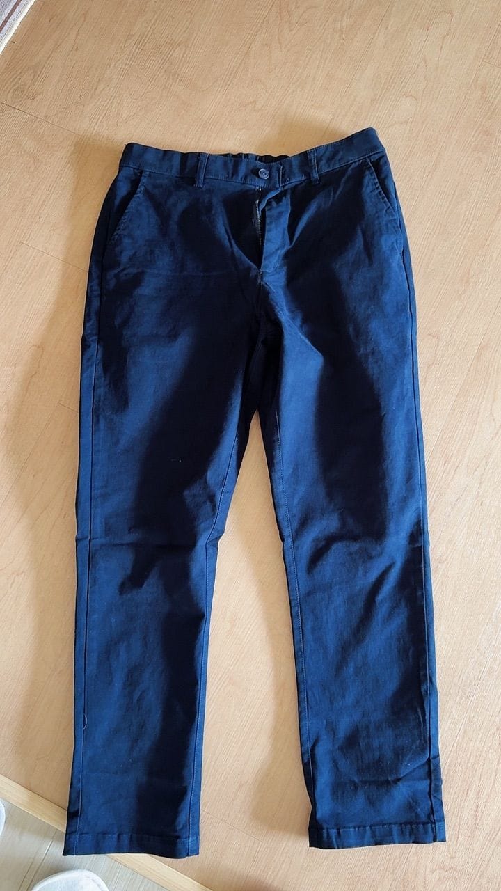 Customer photo review of Slim Fit Chino Pants