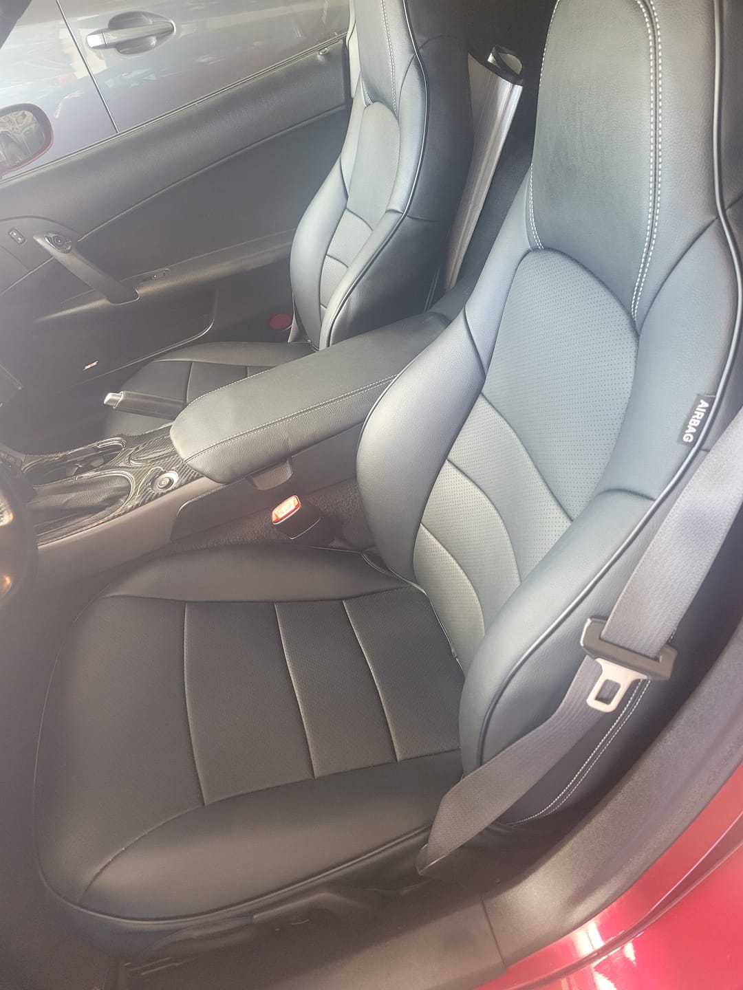 Customer photo review of Corvette C6 Custom Leather Seat Covers