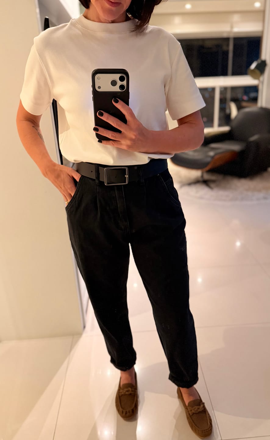 Customer photo review of Calça Jeans Slouchy Cacau Preta