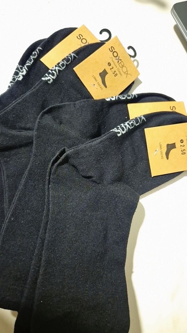 Customer photo review of [5 Pairs] Long Cotton Socks