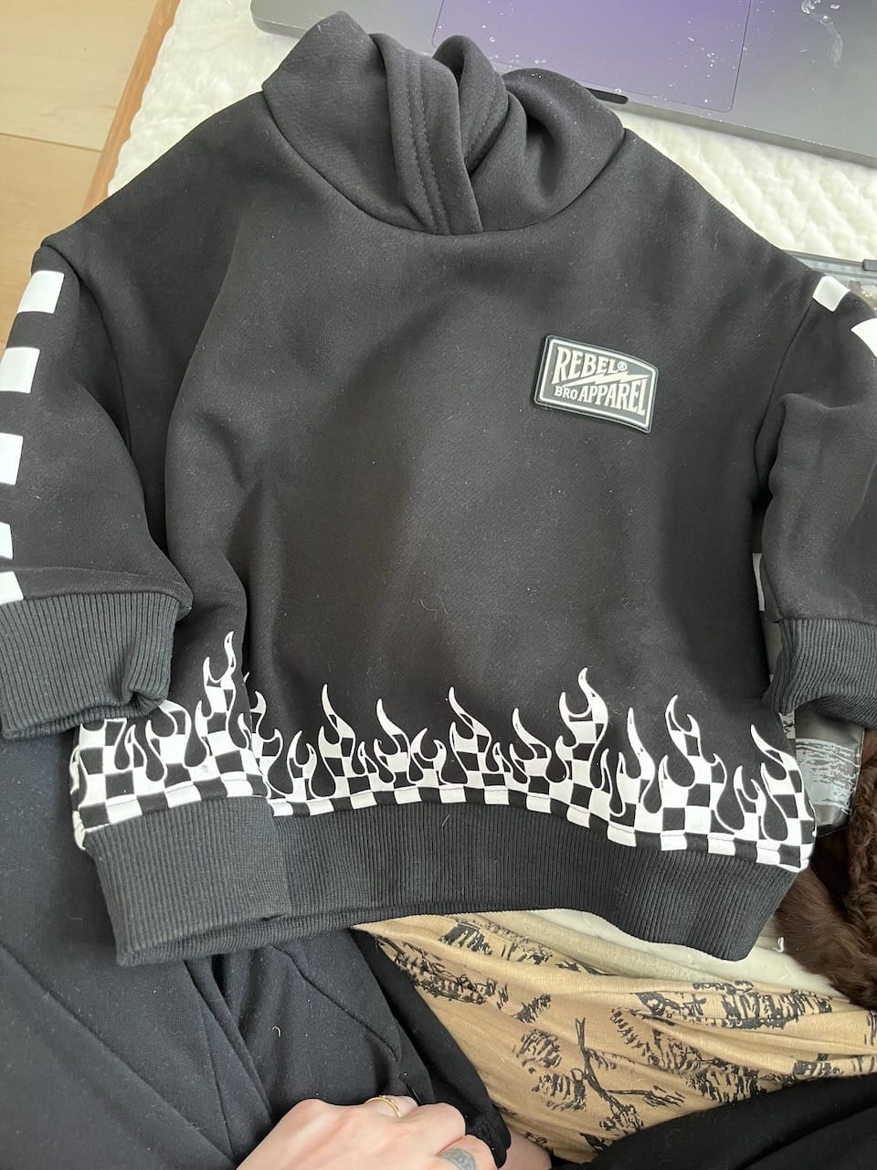 Customer photo review of Relaxed Fit Hoodie in Harley