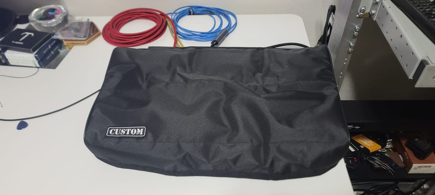 Customer photo review of Custom padded cover for LINE 6 Helix Stadium XL